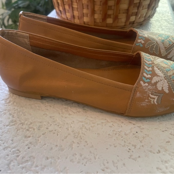 Sundance Tan Leather Moccasin- Made In Italy- size 39 - Picture 2 of 6